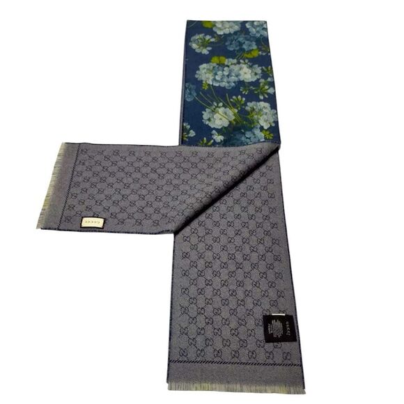 Auth Gucci Blue Floral GG Blooms Hydrangea Double Sided GG Jacquard Wool Scarf - Picture 4 of 16